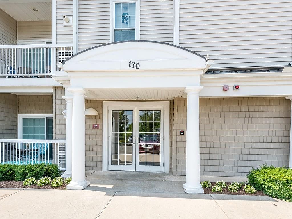 170 Clocktower Dr 403, Waltham, MA 02452 Zillow