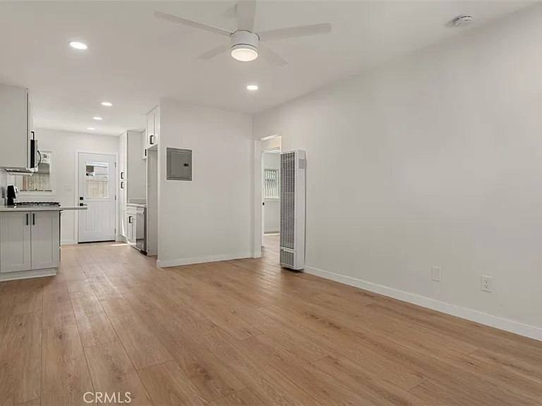 241 Costa Mesa St #B — Photo 3