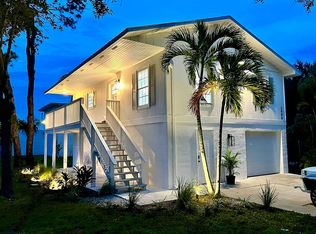 2480 Sunset Ave, Naples, FL 34112