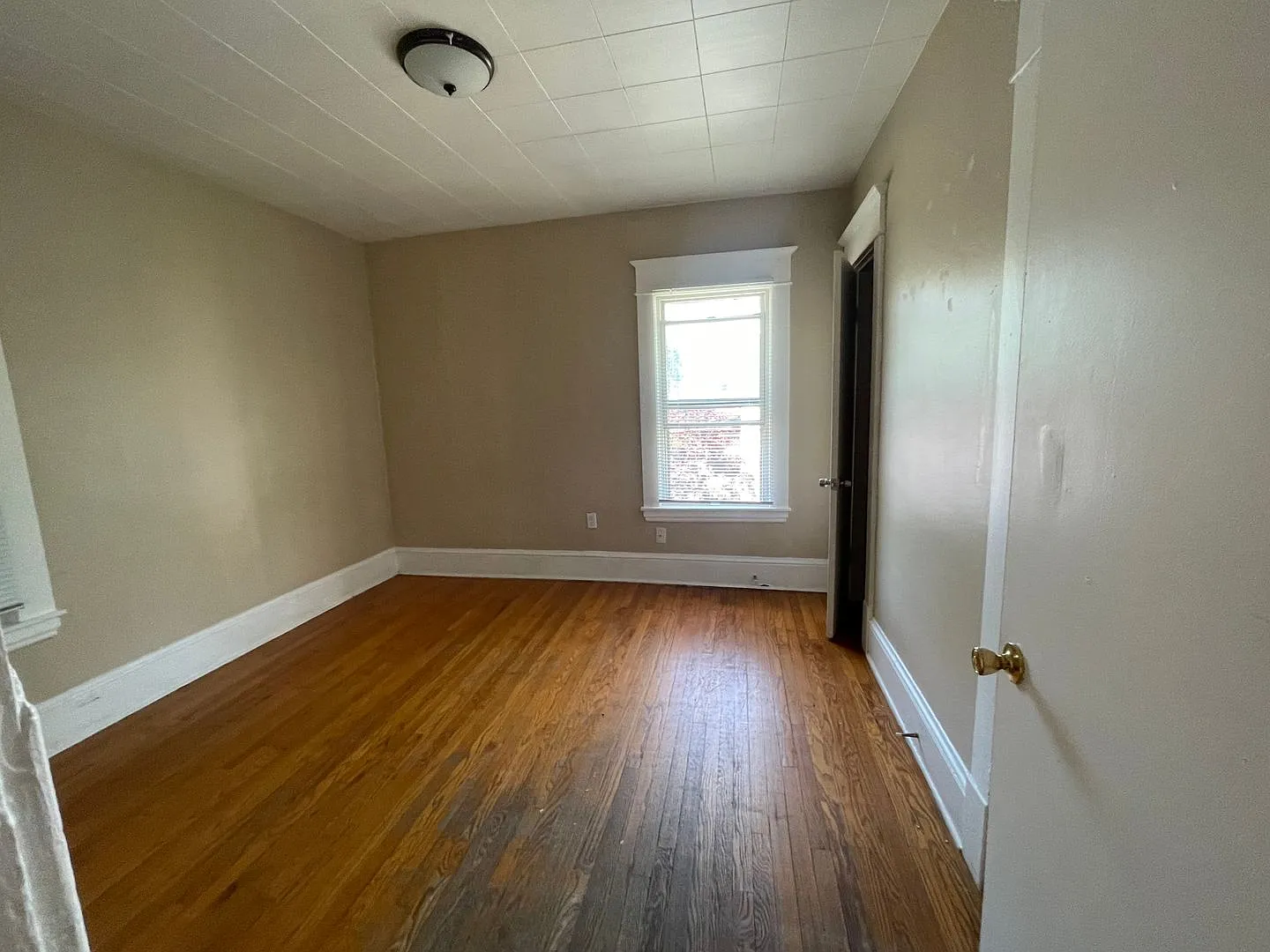 17 & 27 Adams Street Apartments — Photo 4