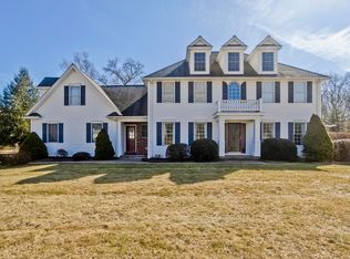 24 Victoria Ln, Wilbraham, MA 01095