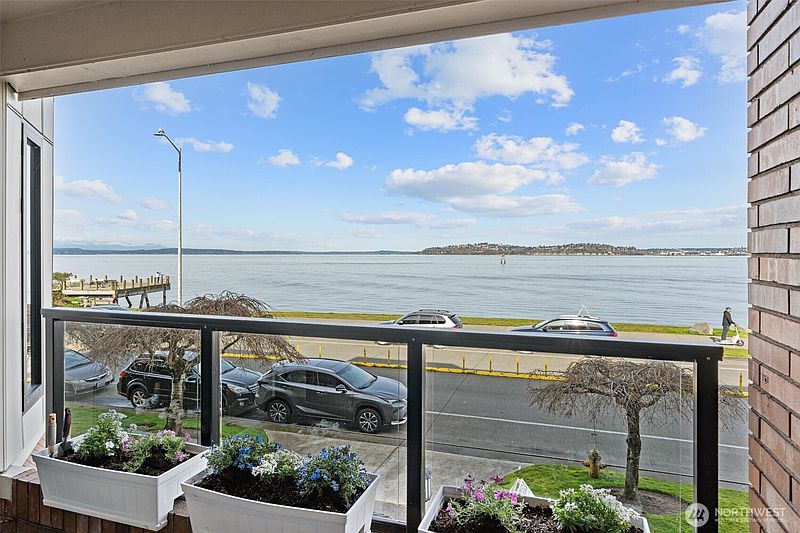 5th image of 1140 Alki Avenue SW #204