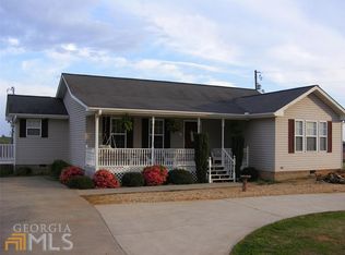 1064 Hayes Rd, Toccoa, GA 30577