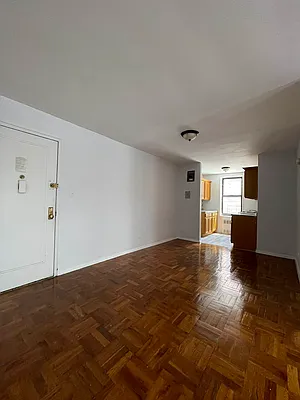 Rented by Candid Listings LLC | media 25