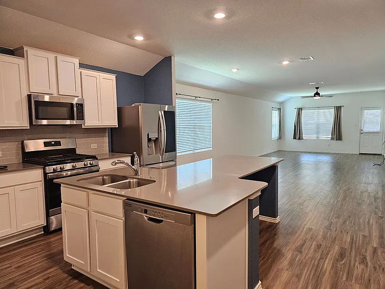 21408 Bird Wing Dr — Photo 8