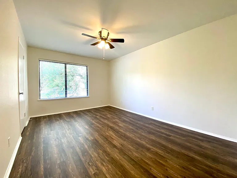 9535 Quail Village Ln — Photo 16