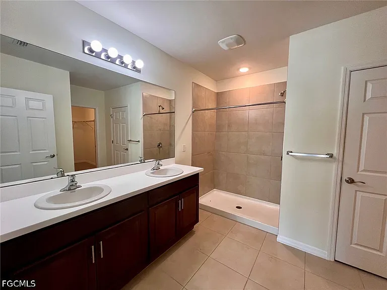 212 SW 25th Ave — Photo 14