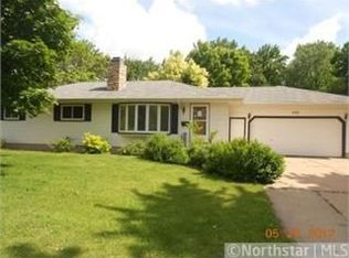 725 Bennett Dr NE, Fridley, MN 55432