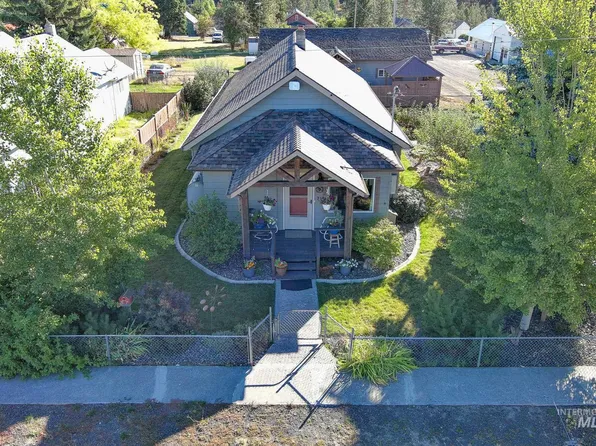 302 Spalding Ave, Winchester, ID 83555