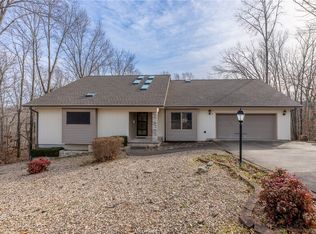 12 Scalloway Cir, Bella Vista, AR 72715