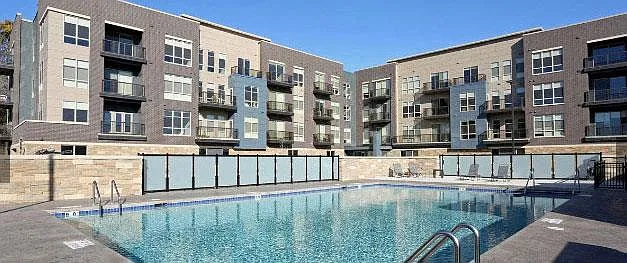The Reef Apartments — Photo 4