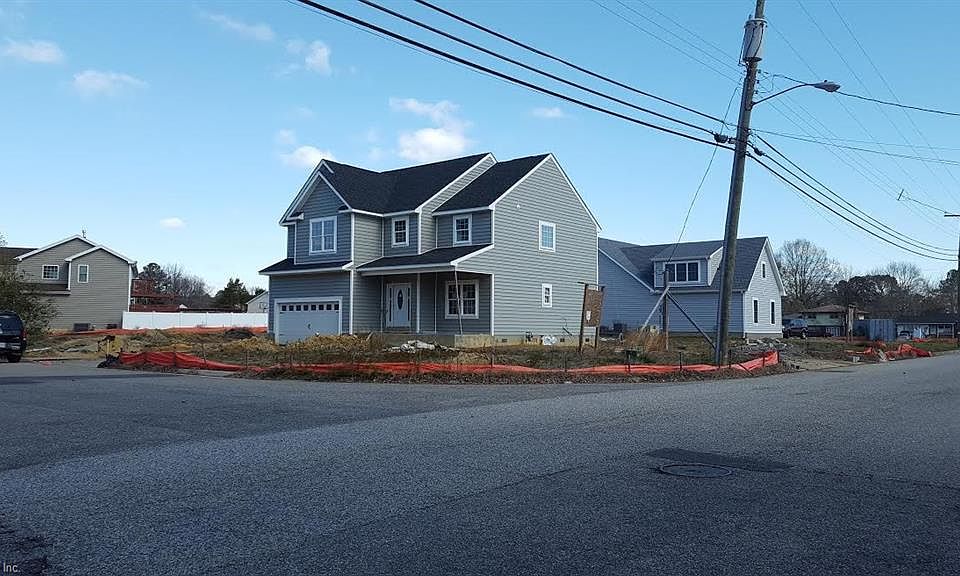 1st image of 2 Stoneybrook Ln