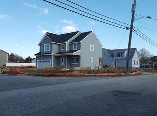 2 Stoneybrook Ln, Newport News, VA 23608