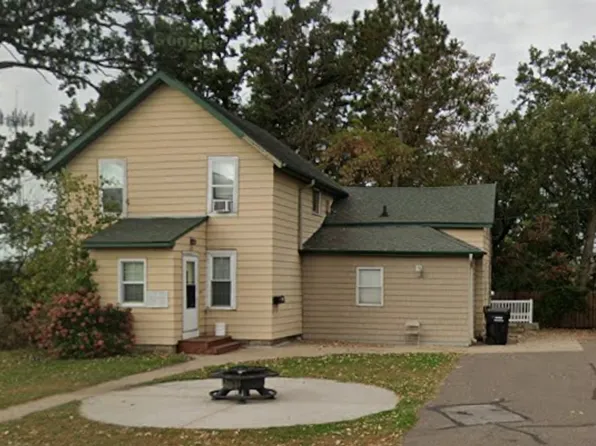 423 2nd St W, Menomonie, WI 54751