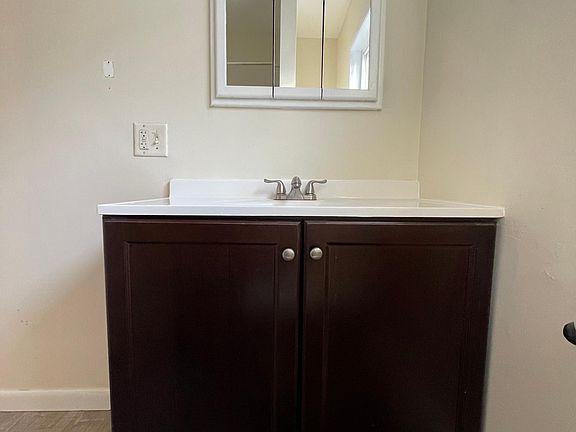 2nd image of 80 Main St #5