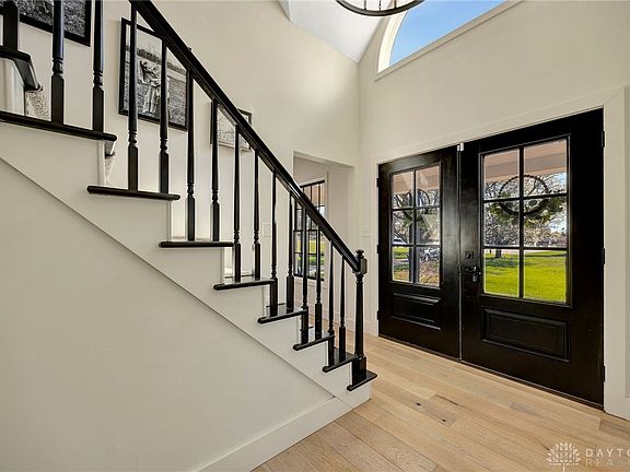 3rd image of 481 Timothy Dr