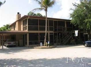 198 Anchorage St, Fort Myers Beach, FL 33931