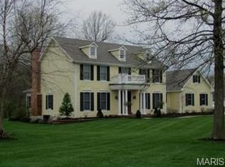 16736 Kehrs Mill Estates Dr, Chesterfield, MO 63005