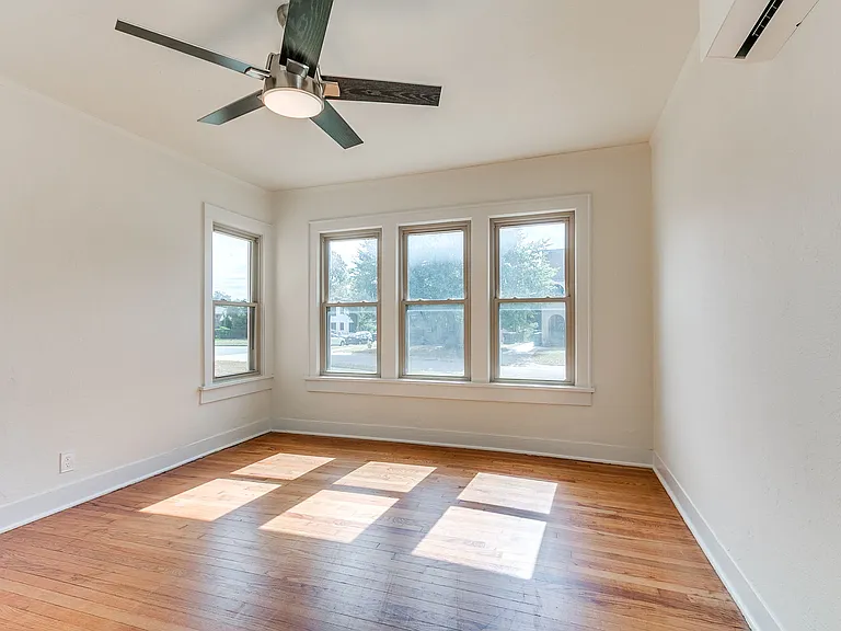 1807 N Gatewood Ave — Photo 11