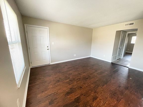 4th image of 9713 Hudson Ln APT 4