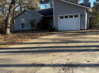 7099 Calamar Dr, Fayetteville, NC 28314