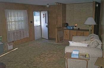 4th image of 35020 Cedar Dr