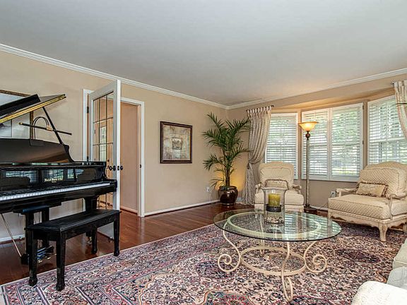 4th image of 7689 Candlewood Dr SE