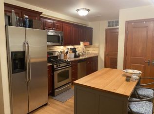 2440 Massachusetts Ave UNIT 19, Cambridge, MA 02140