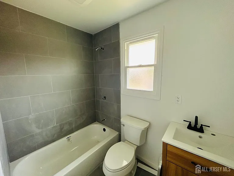 18 Millstone Rd — Photo 5