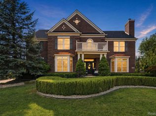 48645 Antique Rd, Canton, MI 48187