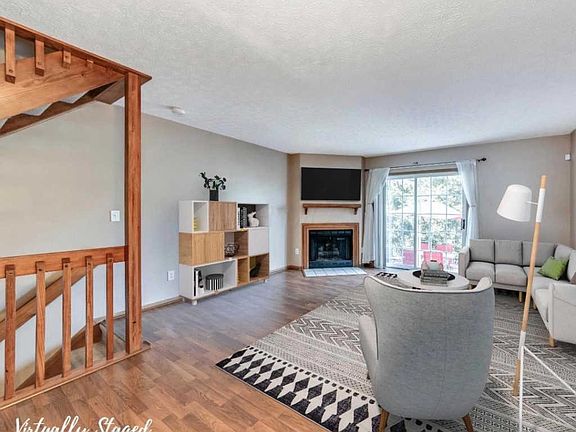 2nd image of 229 Hawkins Ln #94B