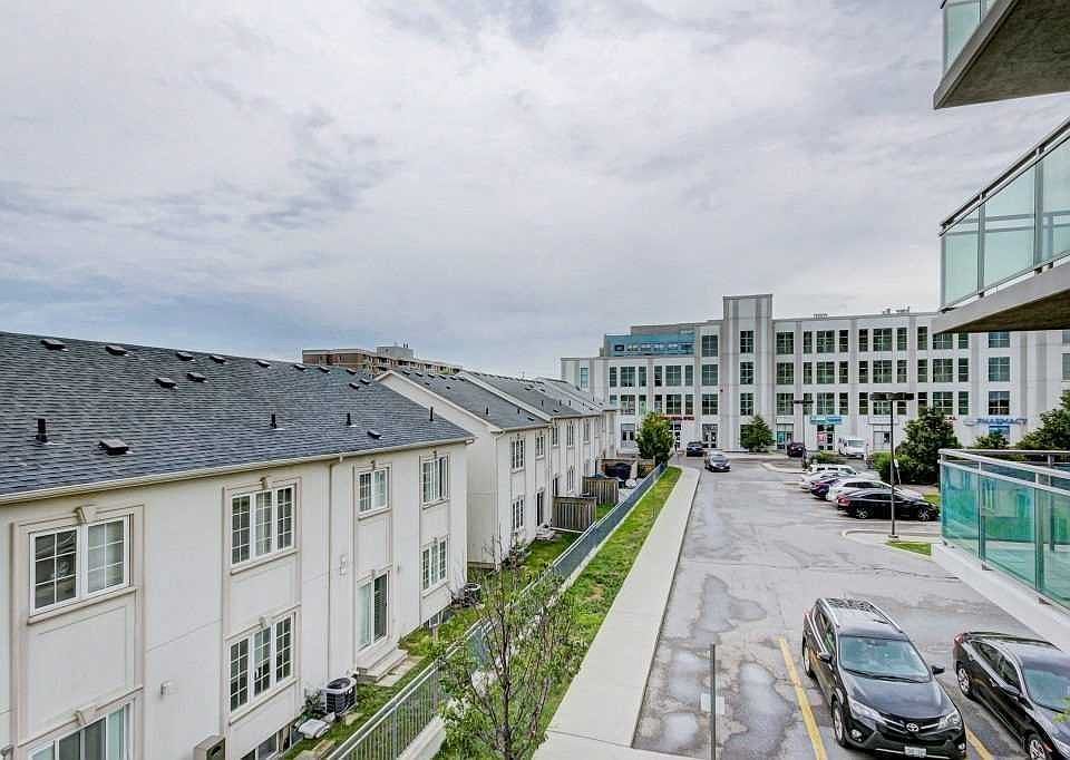 2nd image of 8 Rosebank Dr #7K