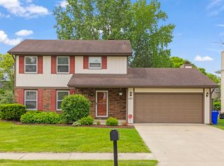 680 Tennyson Dr, Wheaton, IL 60189