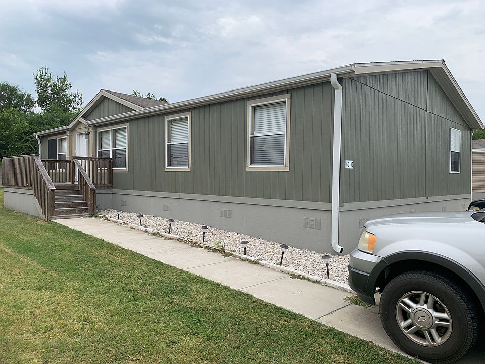 1st image of 2102 Stone Meadow Cir
