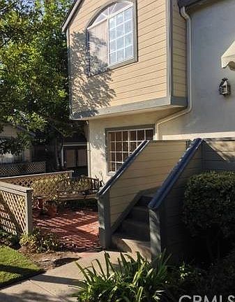 2nd image of 1112 E Almond Ave APT 1