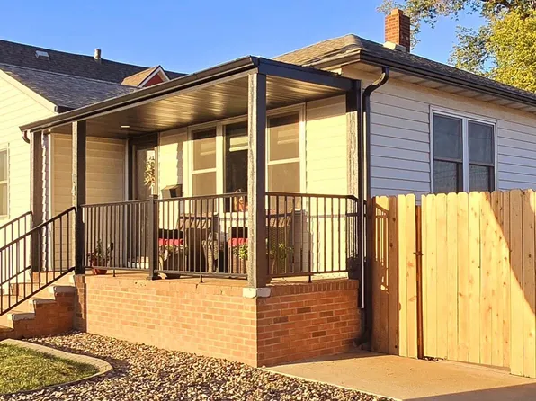 14 8th Ave W, Dickinson, ND 58601