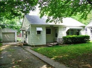 2320 SW 25th Dr, Topeka, KS 66611