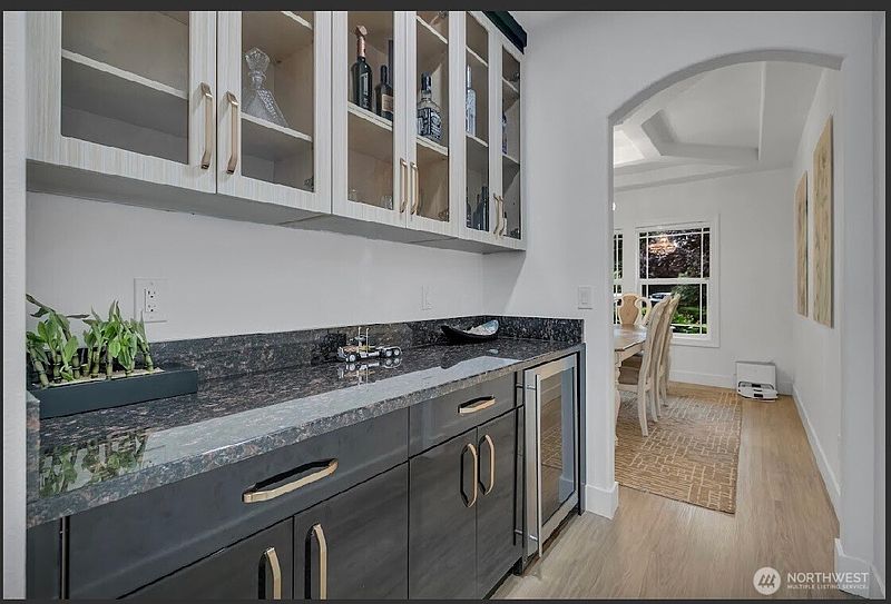 5th image of 16619 41st Street E
