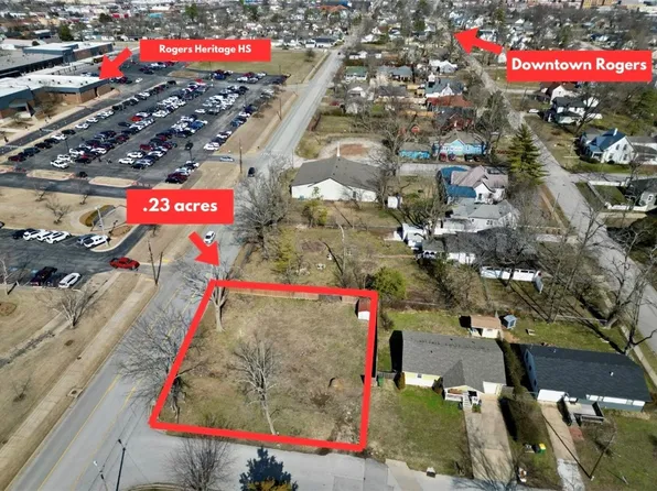 415 W Mulberry St #4, Rogers, AR 72756