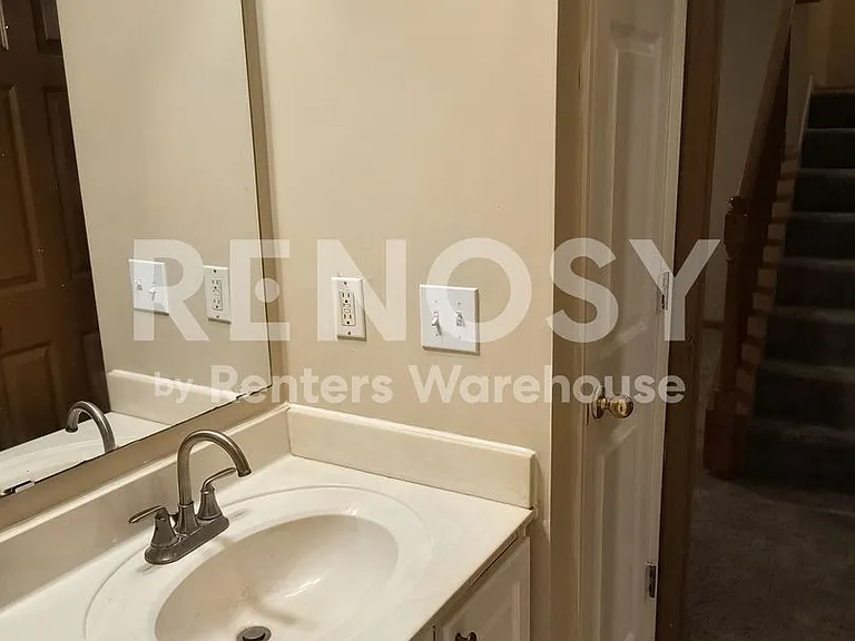 15284 Florist Cir — Photo 32
