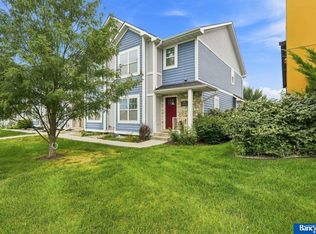 7056 Kentwell Ln, Lincoln, NE 68516