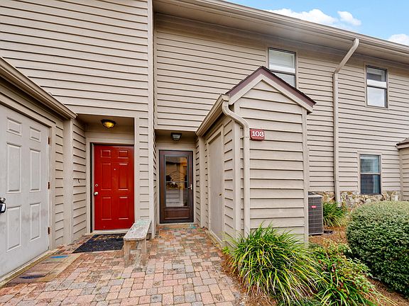 5th image of 36 N Myrtle Dr Unit 103