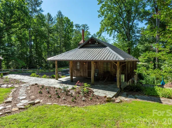 1760 & 1768 Linville Ave, Morganton, NC 28655