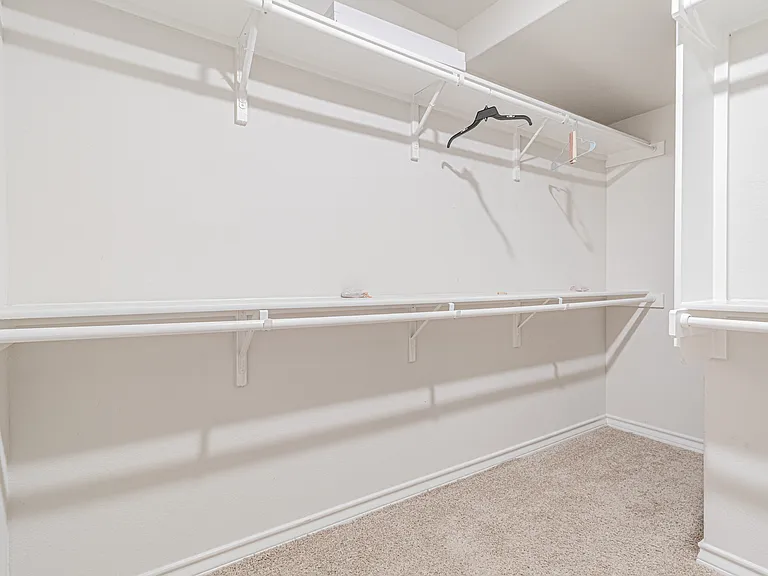 7019 Capella Cir — Photo 21