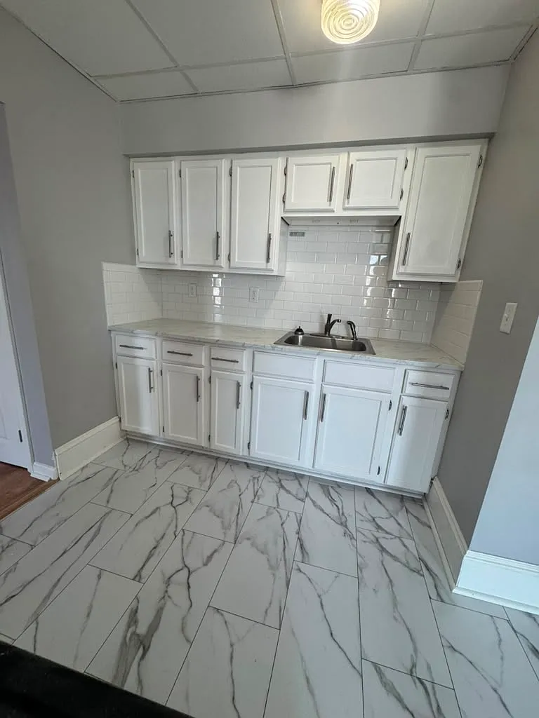 321 Union St — Photo 4
