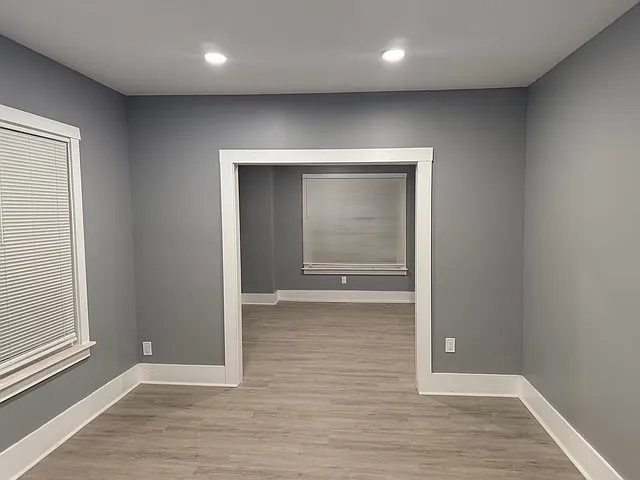 DINNING ROOM
