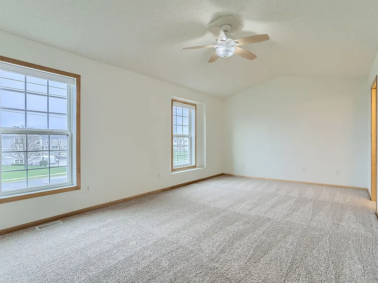15150 Fanning Dr N — Photo 14
