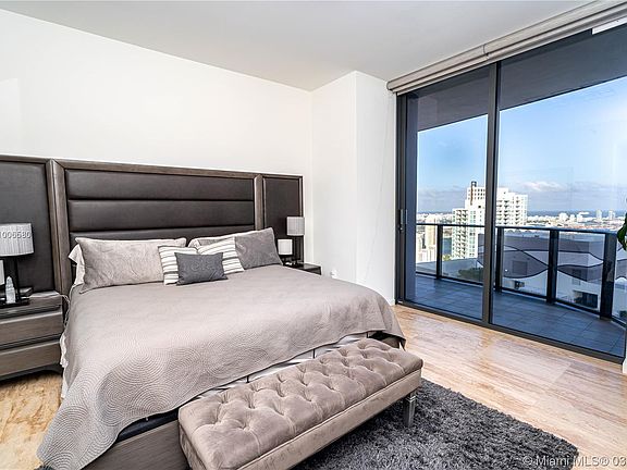 5th image of 1000 Brickell Plz Penthouse 5503
