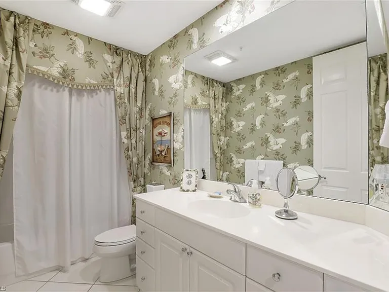 400 Flagship Dr #505 — Photo 1