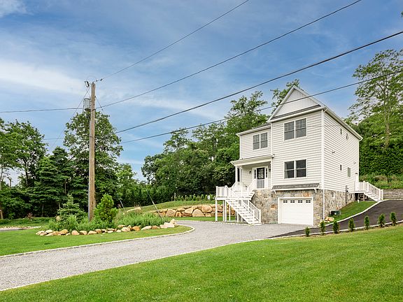 3rd image of 15 S Beach Rd